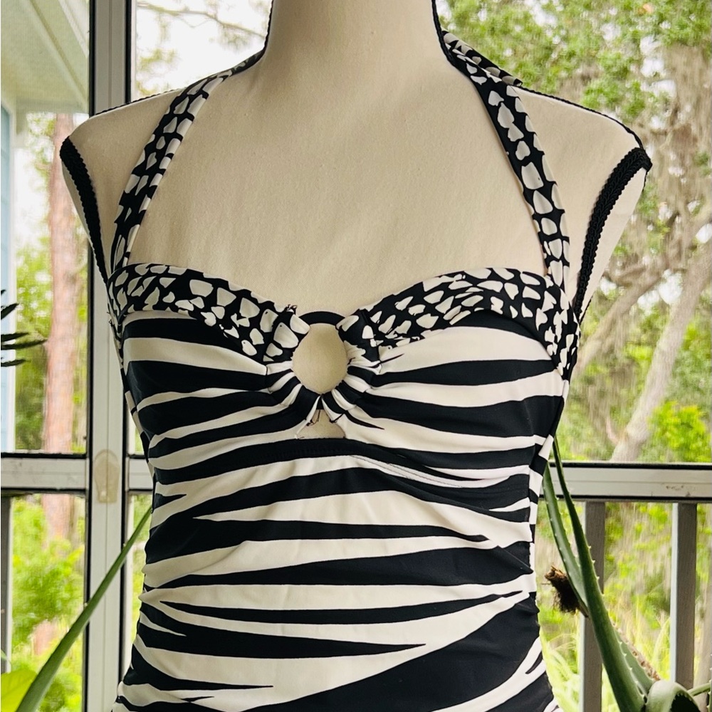 Black and white Tankini